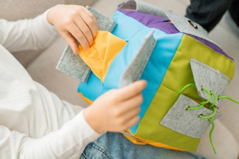 Kostka manipulacyjna Surprise z kieszeniami