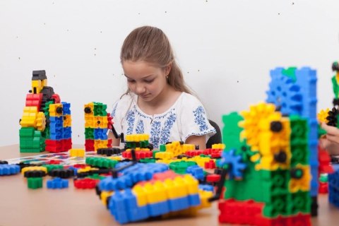 Zestaw klocków konstrukcyjnych Morphun Gearphun 500 el. + Instrukcje 60 str. A4